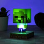 gaming figurine paladone minecraft with light lamp