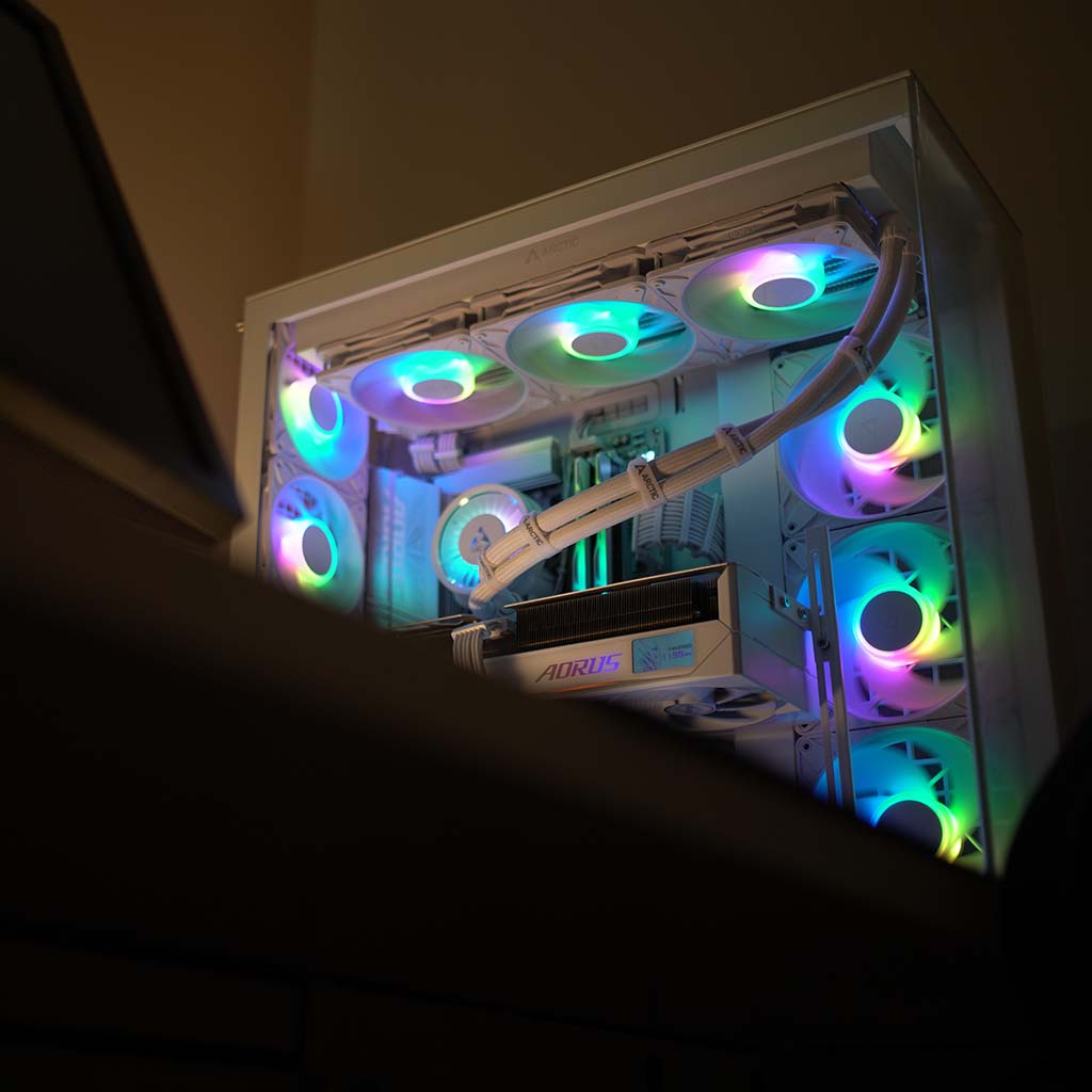 gaming setup do 2000 evra makedonija hivetec